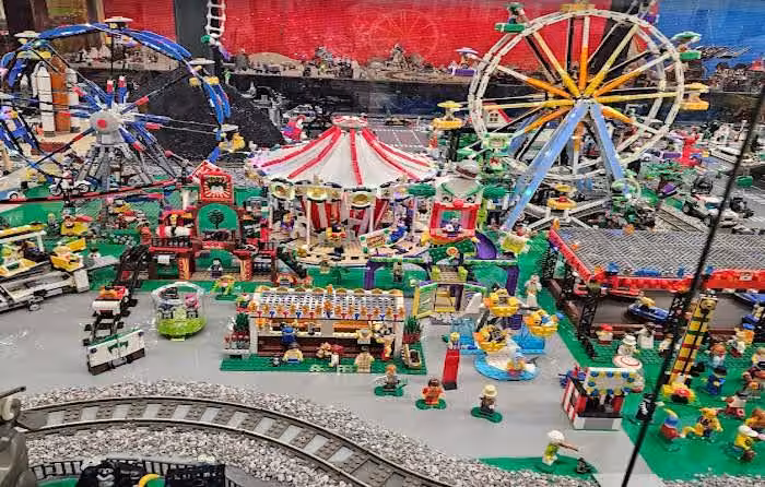 World Built from Bricks – LEGO & Cobi Brick Exhibition!