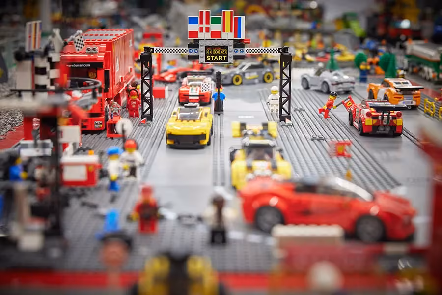 Bausteine Ausstellung, Brics