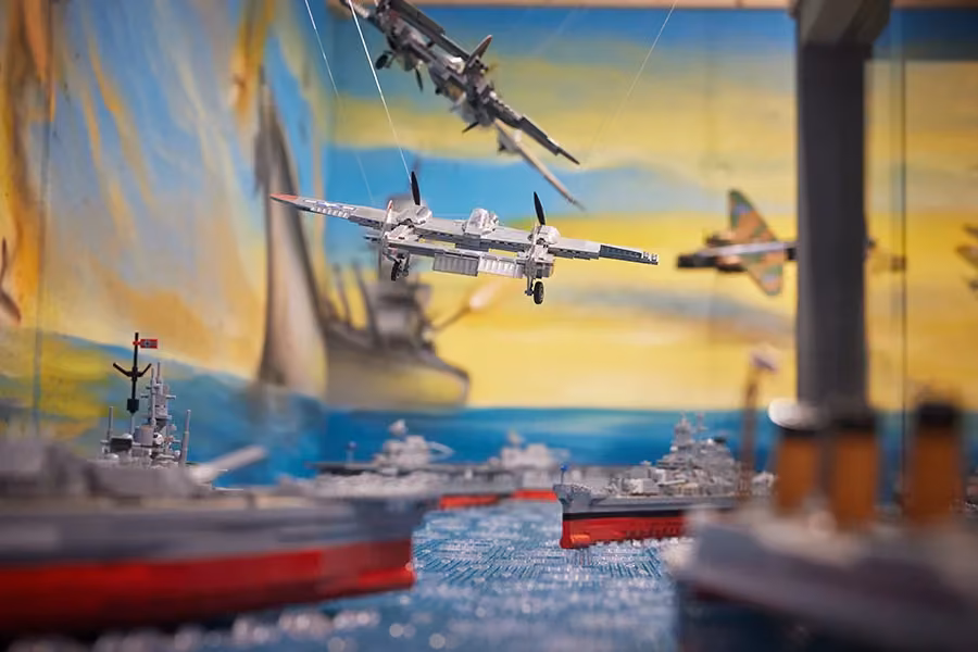 Bausteine Ausstellung, Brics